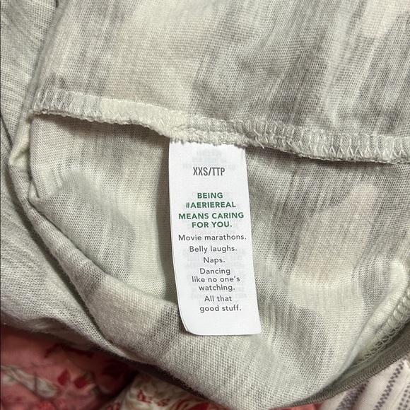 Aerie woman’s oversized! Short Sleeve Camo Tee - Green and grey. XXS. NWT - Picture 9 of 10